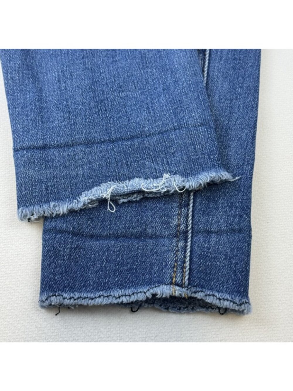 Vervet Los Angeles Skinny Jeans Womens Size 27 Mid Rise Denim Medium Wash Blue - Picture 5 of 16